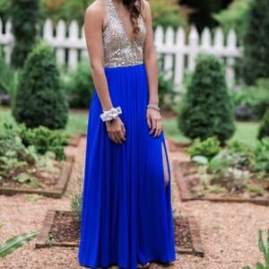 Blue maxi prom dress